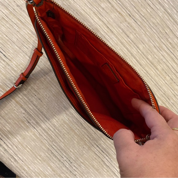 Coach cutie for sure! Great crossbody in bandlands floral. - Picture 9 of 10